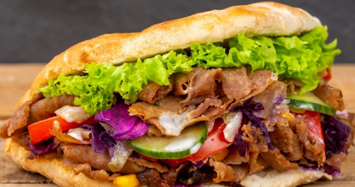Zelfgemaakte Döner Kebab (De TikTok-methode)